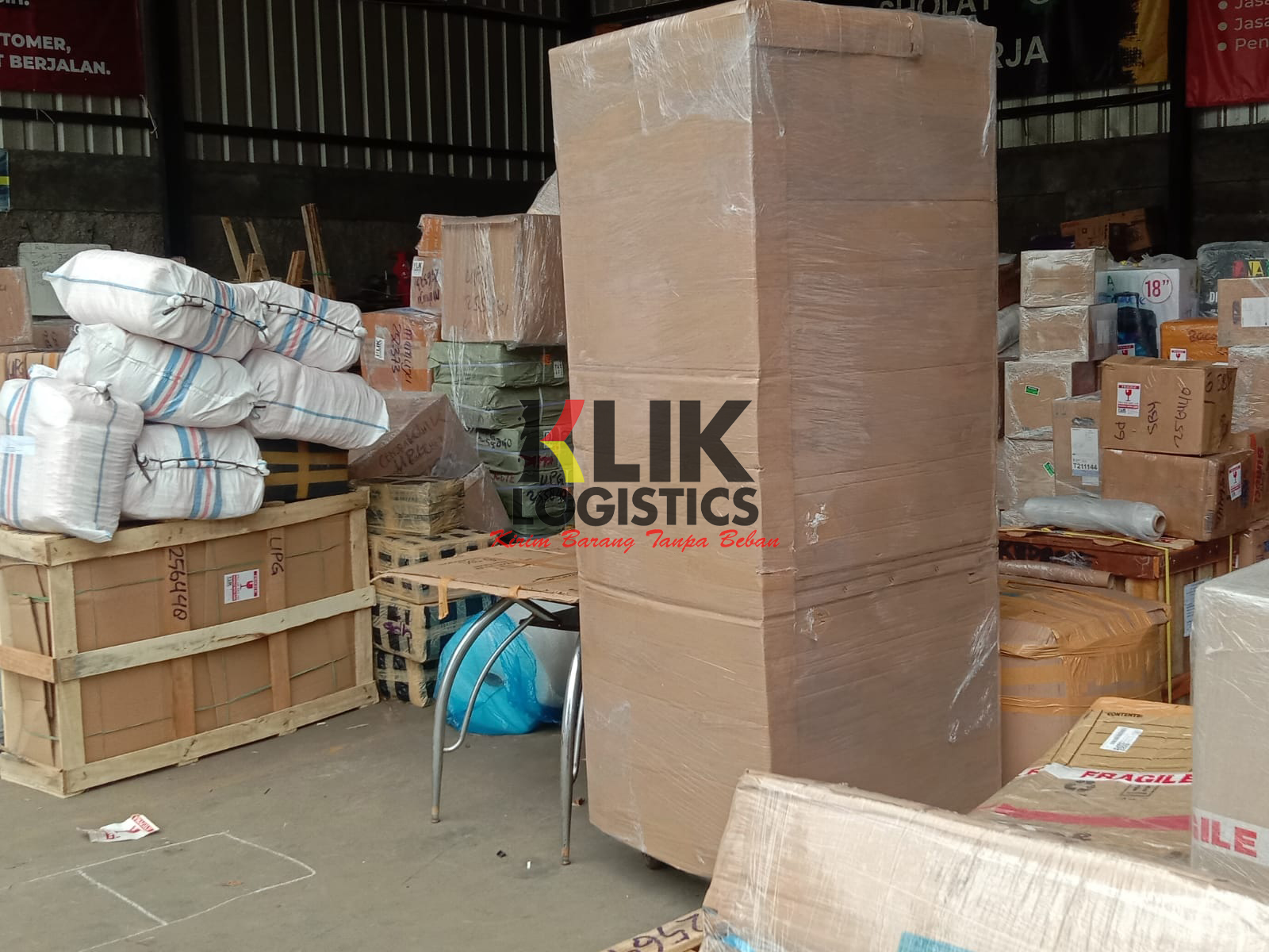 jasa kirim kulkas dan chest freezer murah jakarta