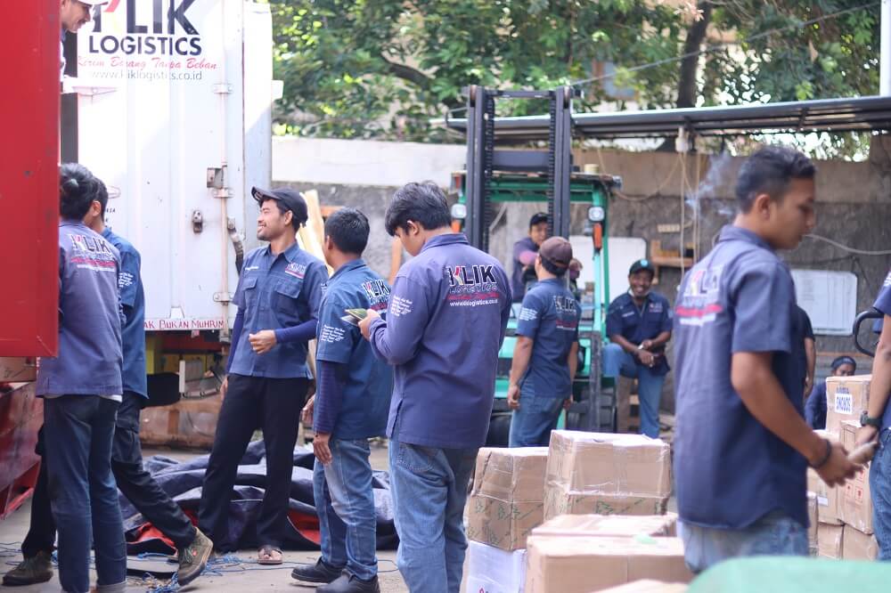pengiriman barang tangerang ke batam murah klik logistics (1)
