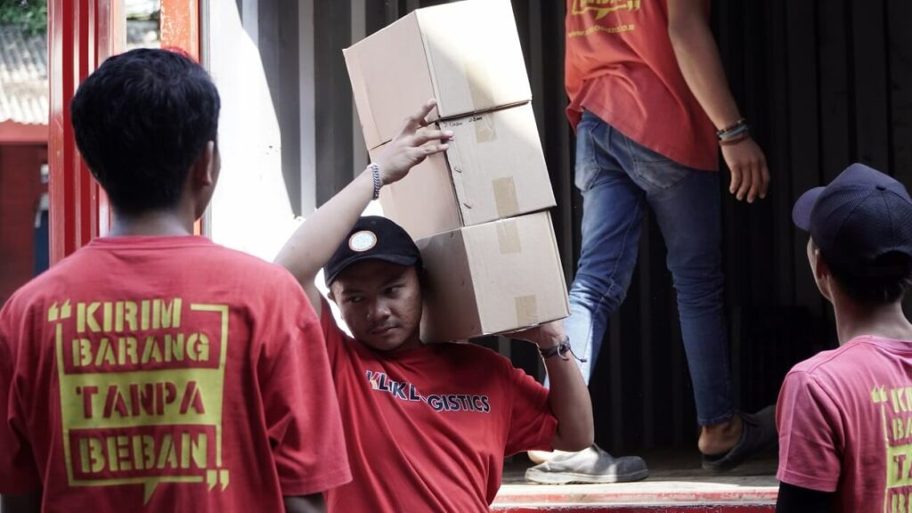 jasa ekspedisi dari kupang ke bangka belitung murah dan aman klik logistics