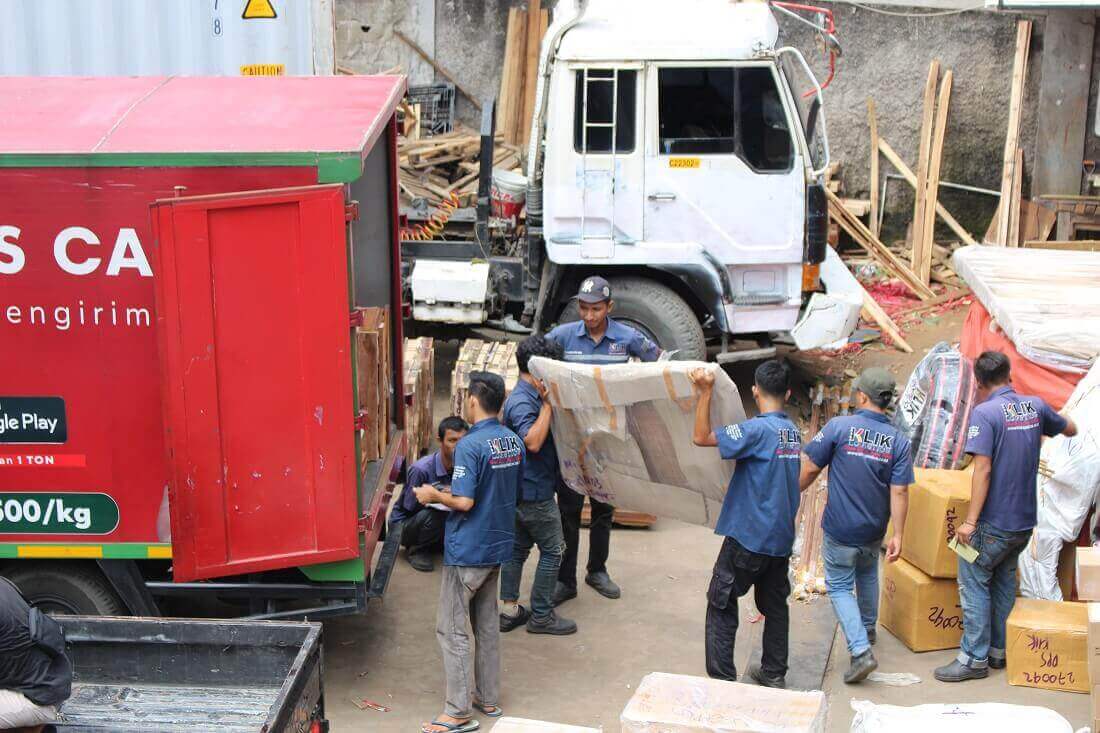 Jasa Ekspedisi Cargo pengiriman murah dari palembang ke kalimantan klik logistics